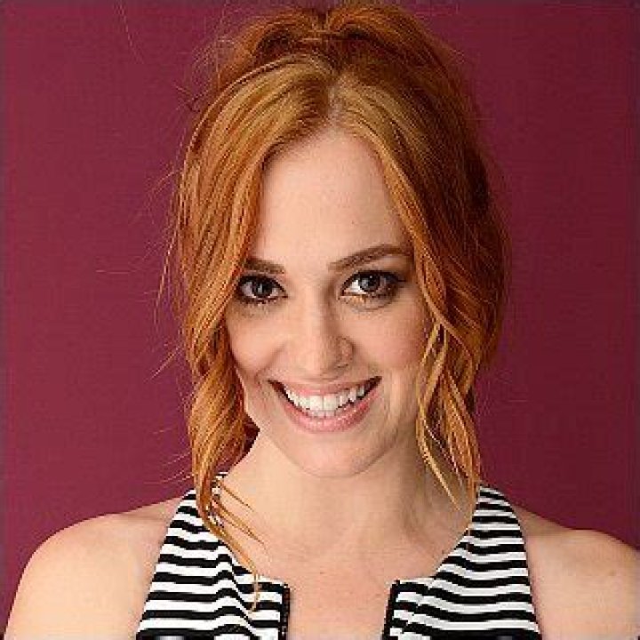 Exploring The Intriguing Andrea Bowen Relationships