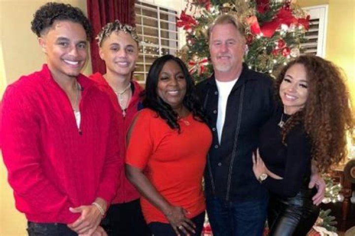 A Look Into The Late Singer's Family Life