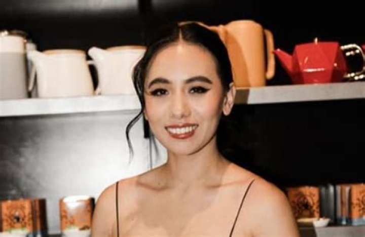 Exploring Chloe Mendel Ethnicity