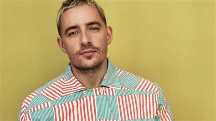 Unveiling Dermot Kennedy's Height: Discoveries And Surprises