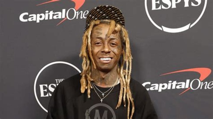 How Tall Is Lil Wayne?