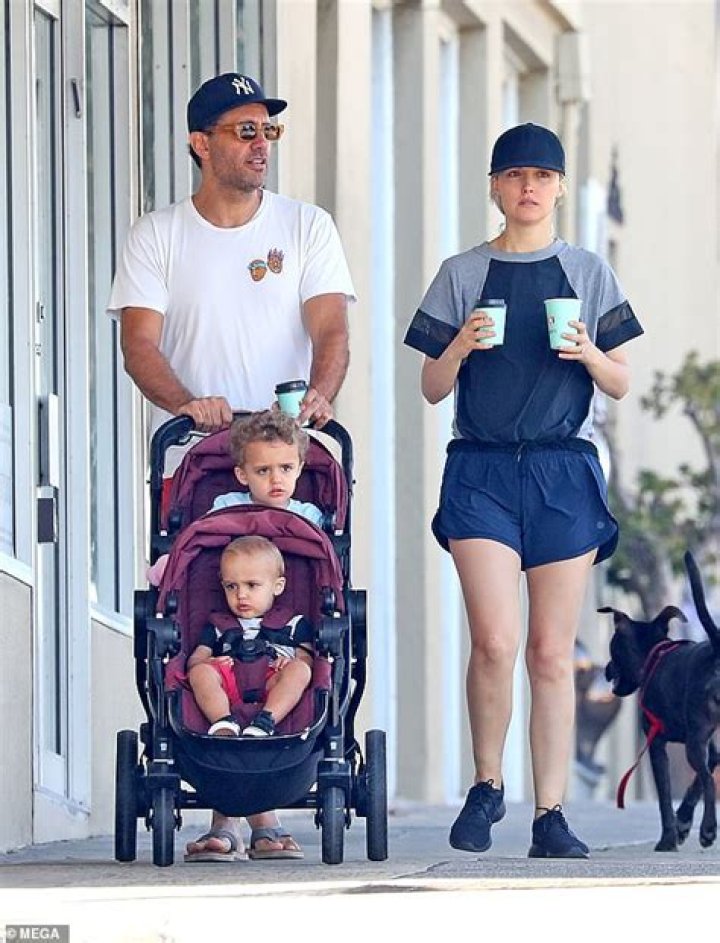 A Peek Into The Actress's Family Life