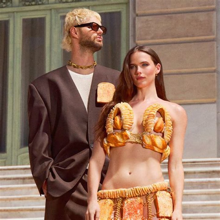 Exploring The Relationship Status Of The Dynamic Duo