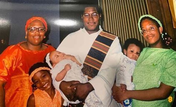 Parents, Siblings, Wife, And Children